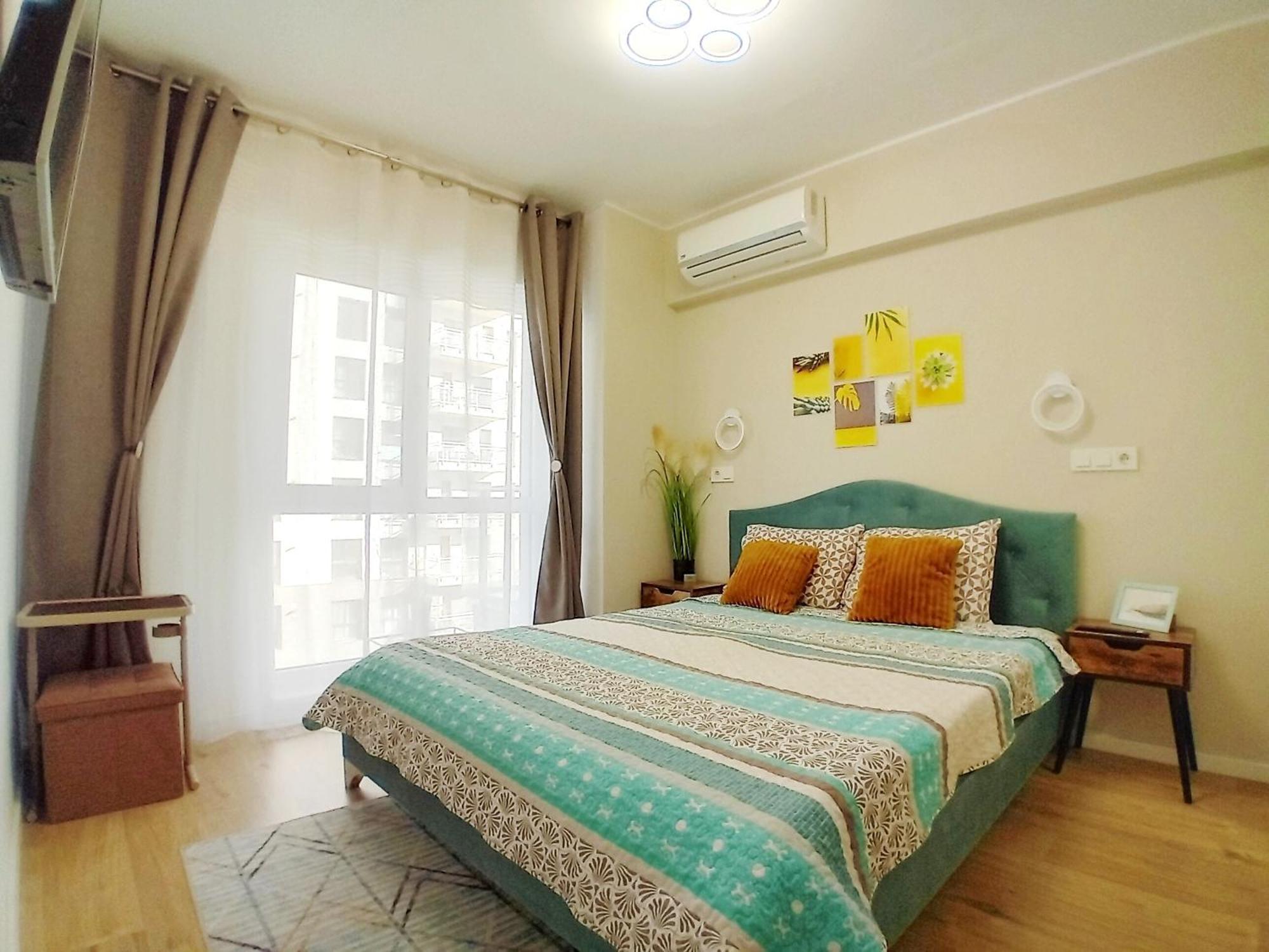 Sunshine - New & Quiet 1br Apt, Business Area, Close To Airport, Highway A3, Subway Apartment